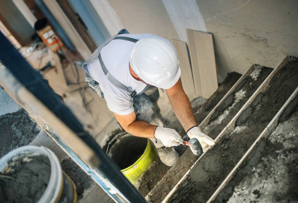 Best Custom Concrete Contractor  in Malibu, CA